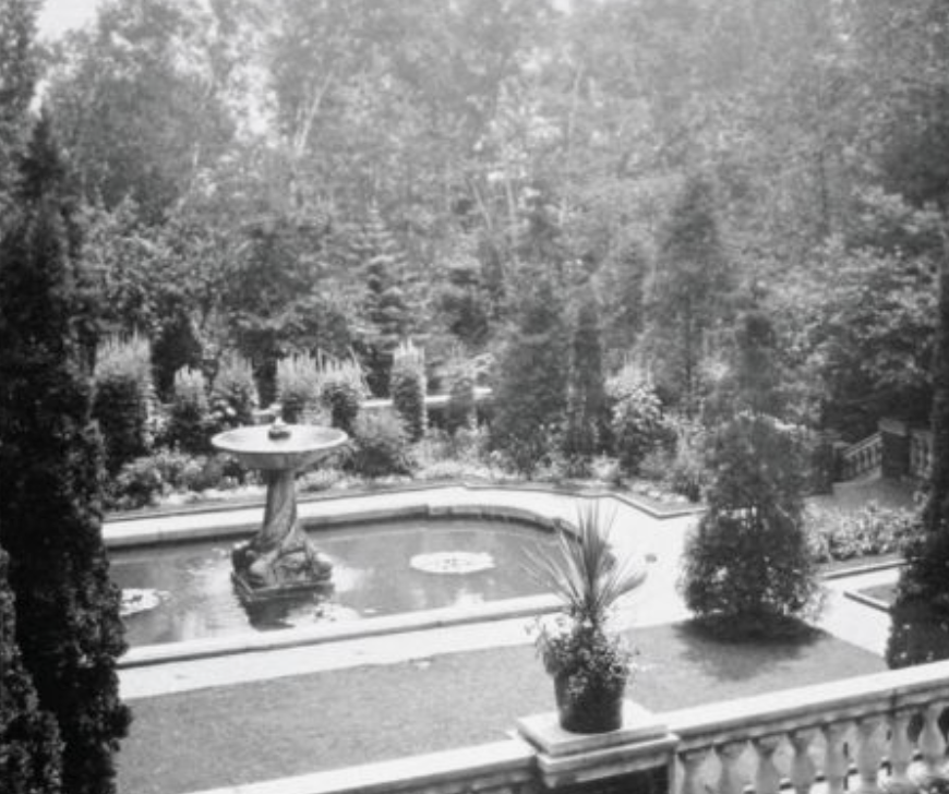 A Place Called: Glensheen Mansion