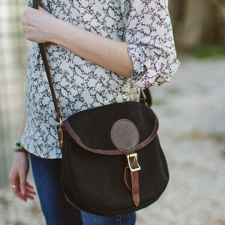 medium leather purse